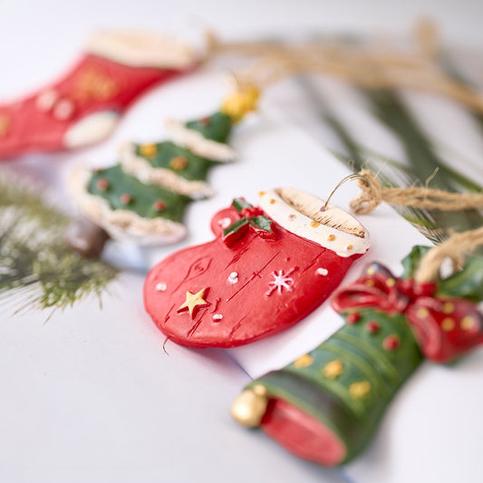 jiyora-resin-christmas-hanging-ornament-set-01